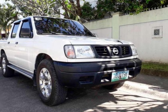 2012 Nissan Frontier Price: NEG M/T White