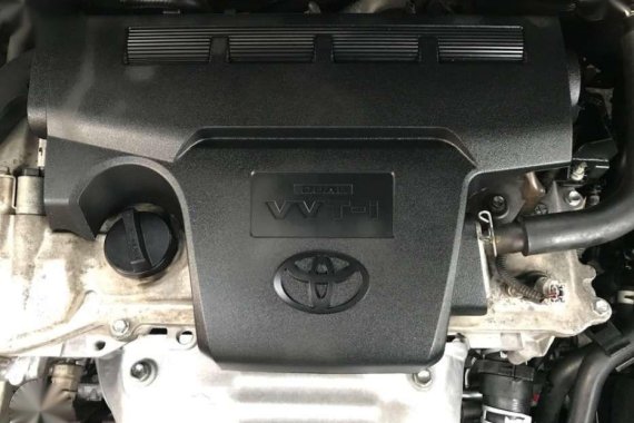 Toyota RAV4 Premium 4x2 AT 45km 1st owner 2014 model pearl white