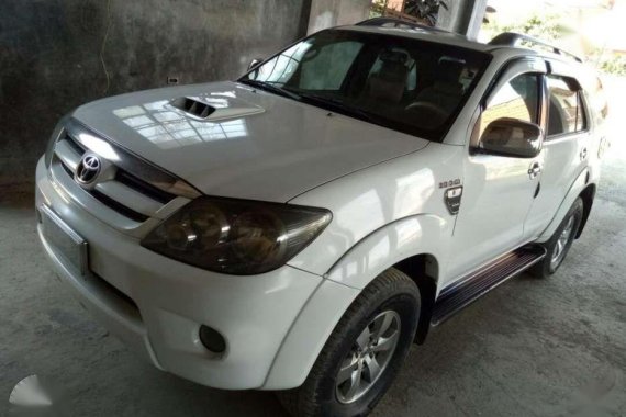 Toyota Fortuner V 4x4 Model 2005 Acquired 2006