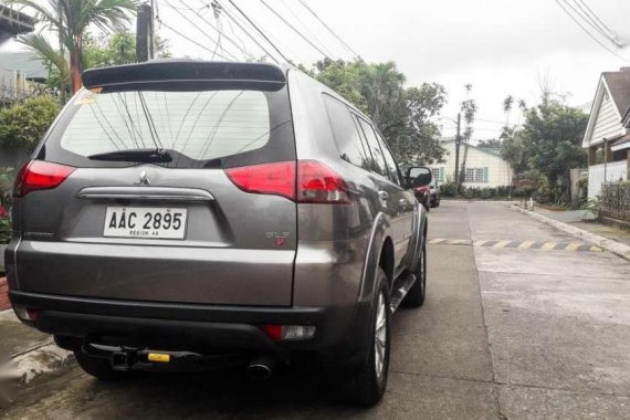 2015 Mitsubishi Montero Gls-V A/T Dark Gray