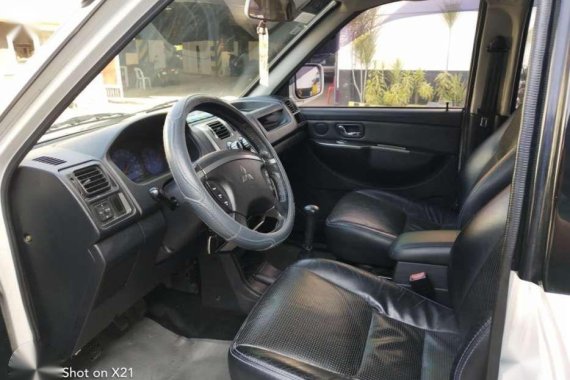 Mitsubishi Adventure 2010 for sale