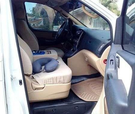 Hyundai Grand Starex 2010 model FOR SALE