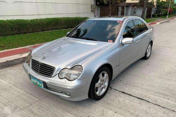 Rushh 2001 Mercedes Benz C200 Kompressor Avantgarde Edition Top of the Line