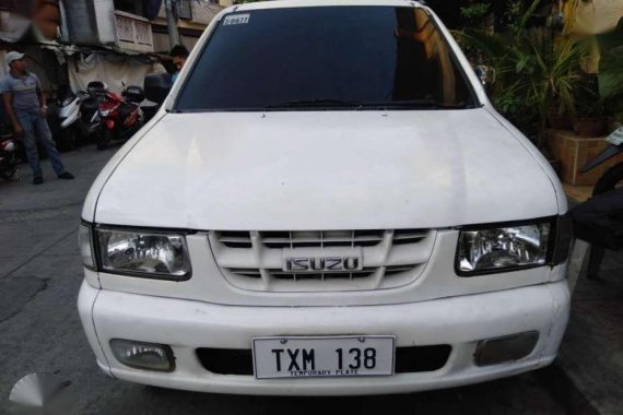 2005 xt ISUZU Crosswind Good running condition