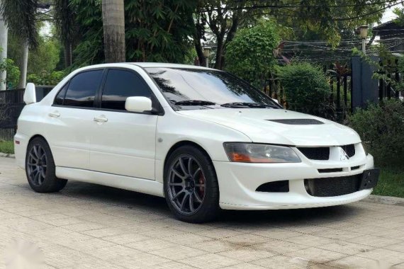 SELLING MITSUBISHI Lancer Evolution VIII 2003