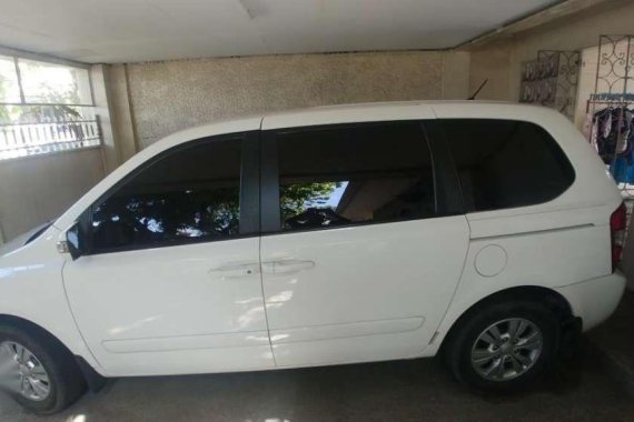 Kia Carnival 2012 for sale 