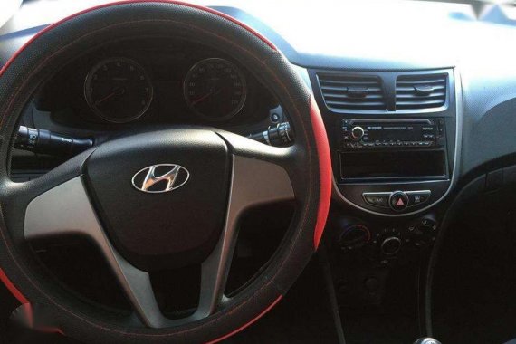 Tuloy hulog Hyundai Accent 1.4 GL 2017