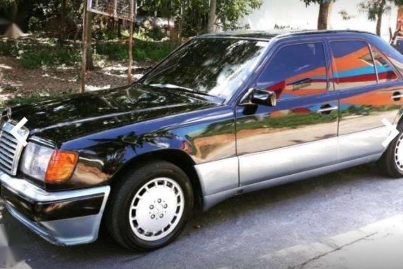 1988 model Mercedez Benz W124 FOR SALE