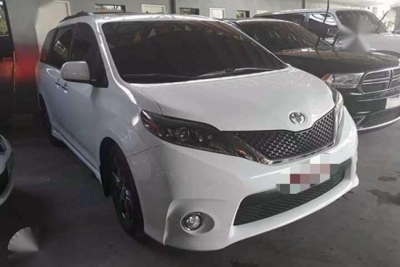  A/T Toyota Sienna se FOR SALE