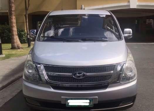 2009 Hyundai Starex Vgt GOLD AT for sale