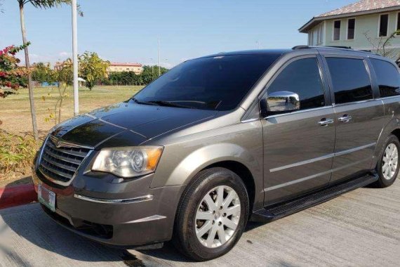 2010 Chrysler Town and Country Diesel for sale