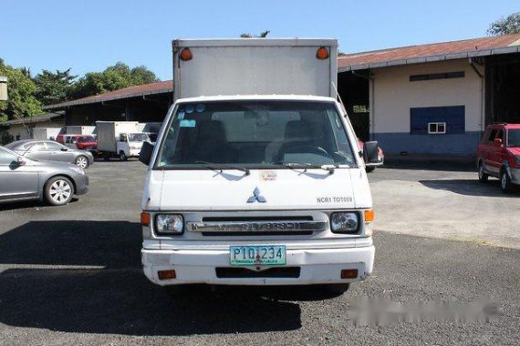 Mitsubishi L300 2010 for sale