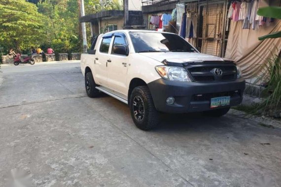2006 Toyota Hilux 4x2 for sale 
