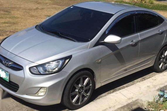 Hyundai Accent AT 2012 FOR SALE