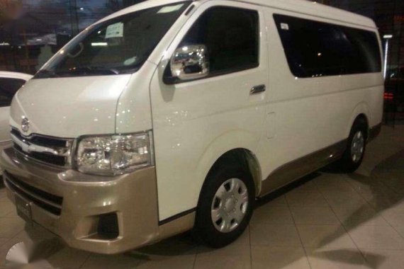 TOYOTA HIACE SUPER GRANDIA DIESEL M/T 2019 EURO 4