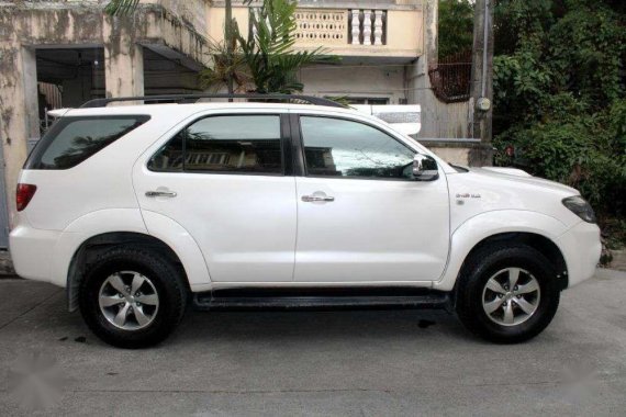 Toyota Fortuner V 4x4 DSL Automatic 2006 for sale 