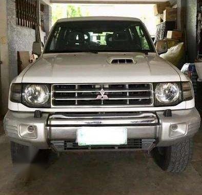 For Sale Mitsubishi Pajero 4x2 manual 2000 model