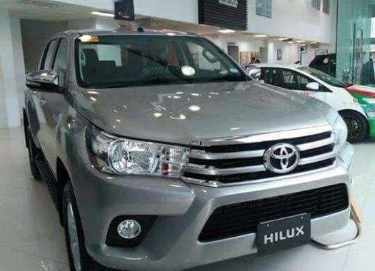 NEW TOYOTA HILUX 4X2 E M/T 2019