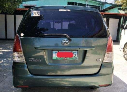 Toyota Innova 2011 E FOR SALE