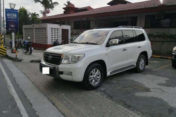 2008 Toyota Land Cruiser 200 4.7L Gasoline Dubai Version