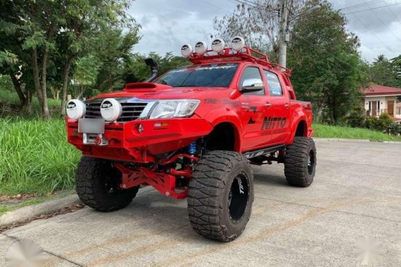 Selling: Modified Toyota Hilux Vigo Champ 2015