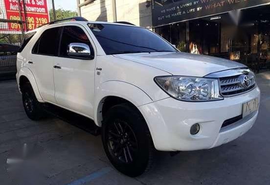 Toyota Fortuner G Diesel 2011 for sale 