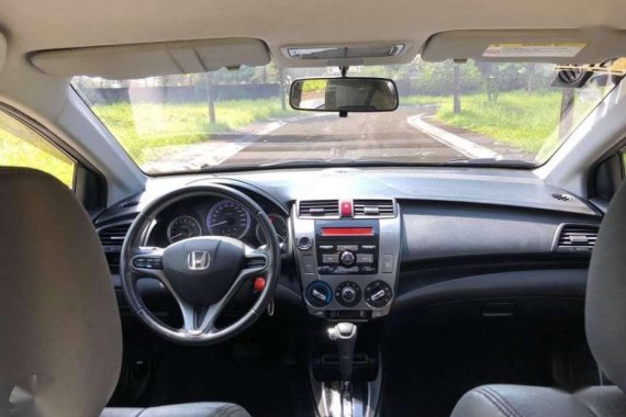 Honda City 2013 top of the line paddle shift!!