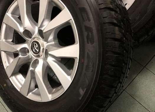 Toyota Land Cruiser LC200 2019 New Mags Tires 2019