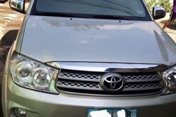 Toyota Fortuner 2010 G manual for sale 