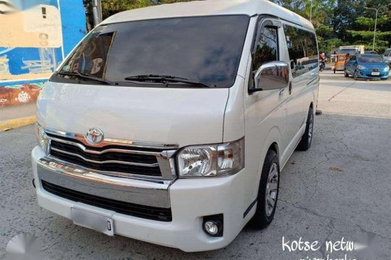 2015 Toyota Hiace Super Grandia 2.5L AT 