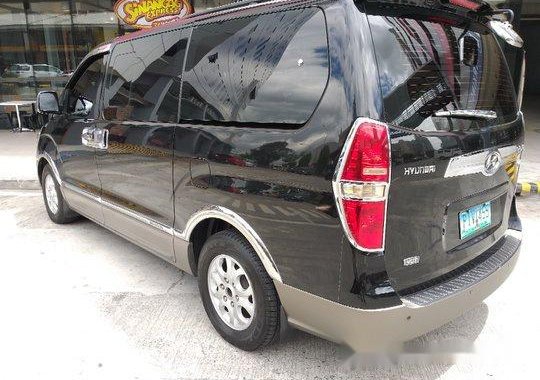 Hyundai Starex 2011 Gold for sale 