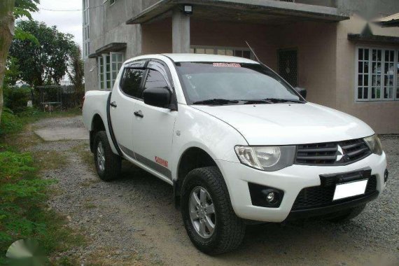 Mitsubishi Strada 2012 for sale 