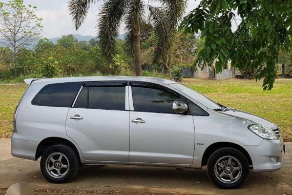 2011 Toyota Innova J Gas RUSH for sale 