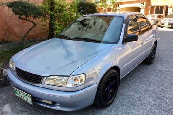 Toyota Corolla LE 2000 Loaded 148k rush