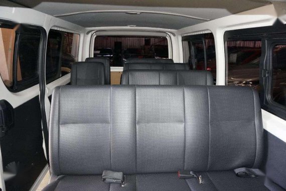 2016 Toyota Hiace Commuter diesel MT for sale 