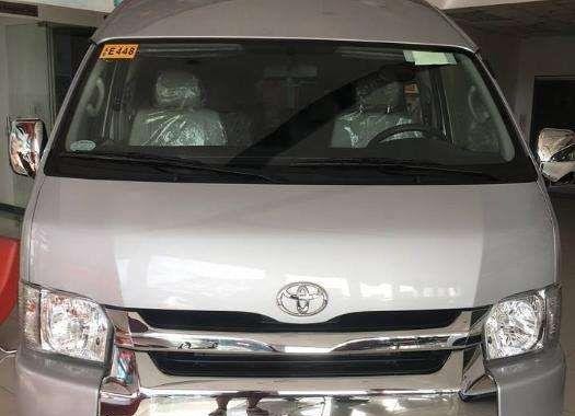 TOYOTA HIACE GL GRANDIA DIESEL M/T 2019 EURO 4