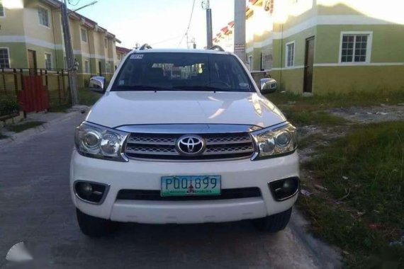 Toyota Fortuner G 2011 gasoline automatic