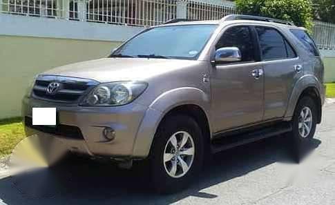 Toyota Fortuner 2007 G 4x2 AT for sale 