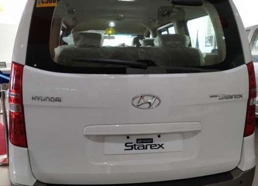 Hyunda Grand Starex 2.5L Swivel 10Seater 2019