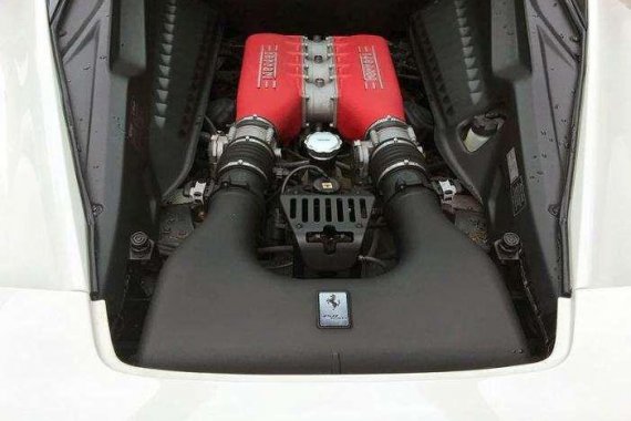 2013 Ferrari 458 Italia 2dr coupe 4.5 Liter 8cylinder