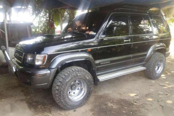 Isuzu Trooper 4x4 manual 1999 3.0 engine 