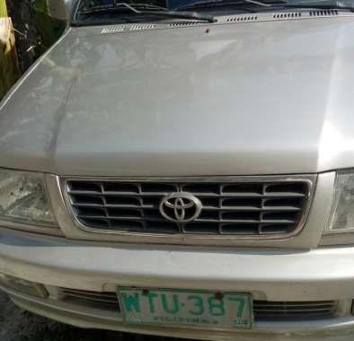 Toyota Revo 2001 Manual Gas In good condition.