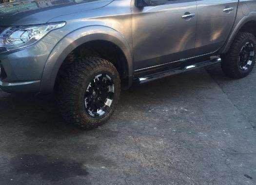 2015 Mitsubishi Strada GLS V 4x4 1st own Cebu unit