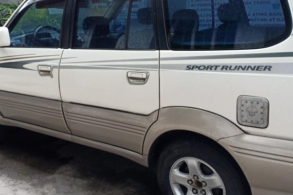 Toyota Revo sports runner 2002 AT