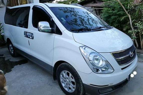 Hyundai Grand Starex VGT 2010 FOR SALE