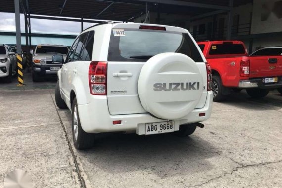 2015 Suzuki Grand Vitara 2.4L gas Automatic