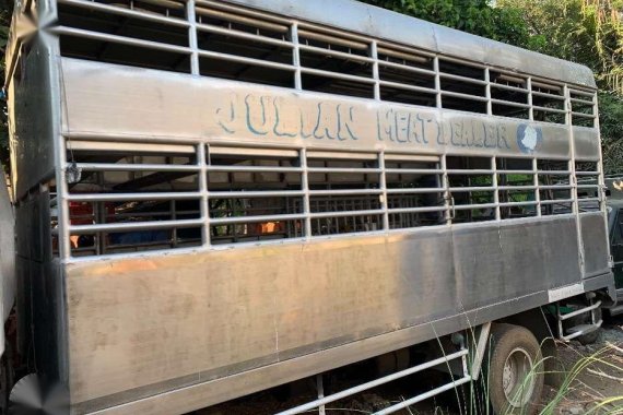 Selling our Mitsubishi Fuso Canter Truck