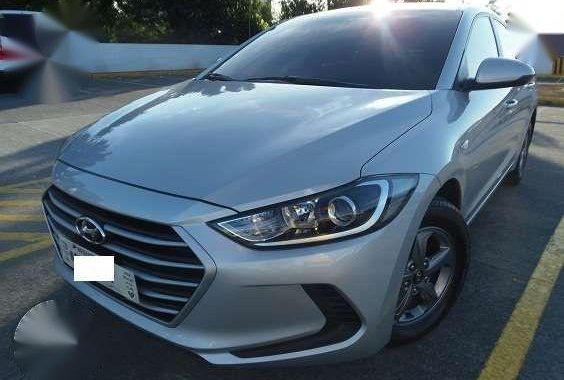 Almost Brand New 2018 Hyundai Elantra GL 