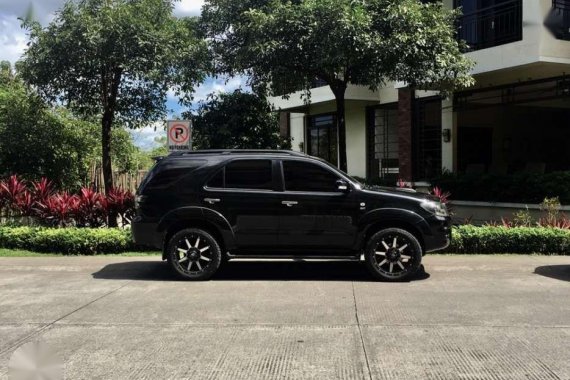 Toyota Fortuner 2006 4x4 V FOR SALE