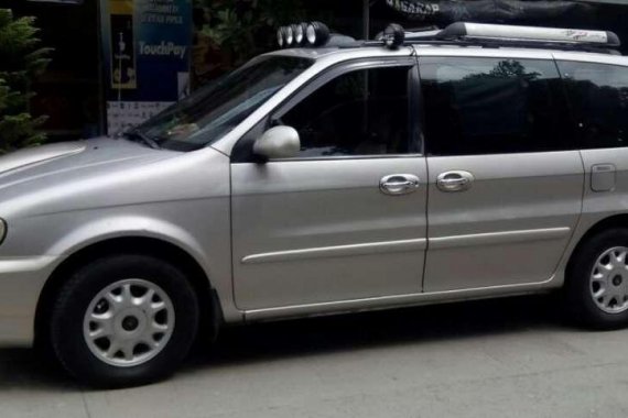 Like new Kia Carnival for sale